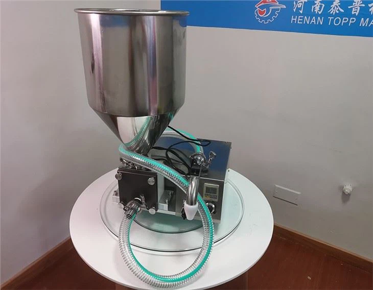 Cupcake Icing Machine