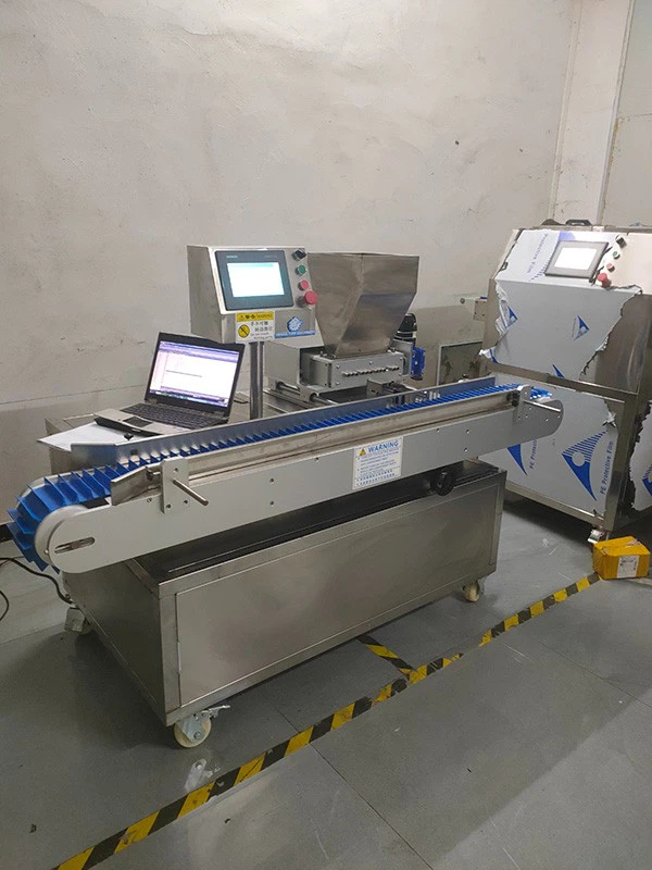 Bread Cake And Egg Roll Stuffing Machine