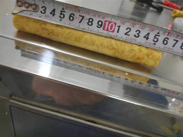 Bread Cake And Egg Roll Stuffing Machine