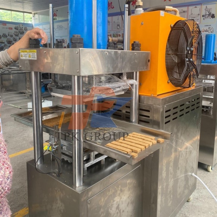 Mung Bean Cake Forming Machine  (7)