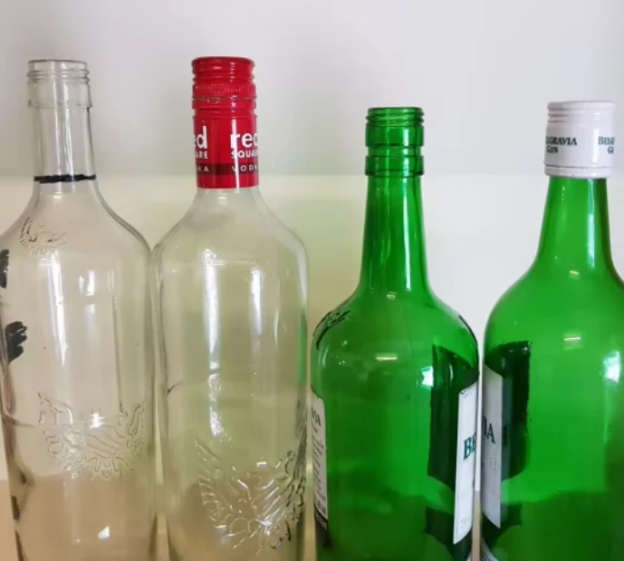 Semi-automatic Bottle Capping Machine 1 Semi-automatic Bottle Capping Machine 1